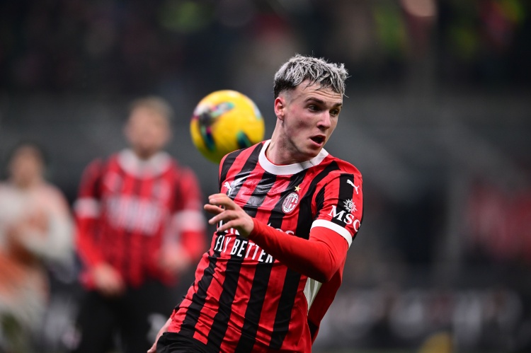 莫雷托：那不勒斯曾2500萬歐求購&4隊想租借，米蘭不放A-希門尼斯