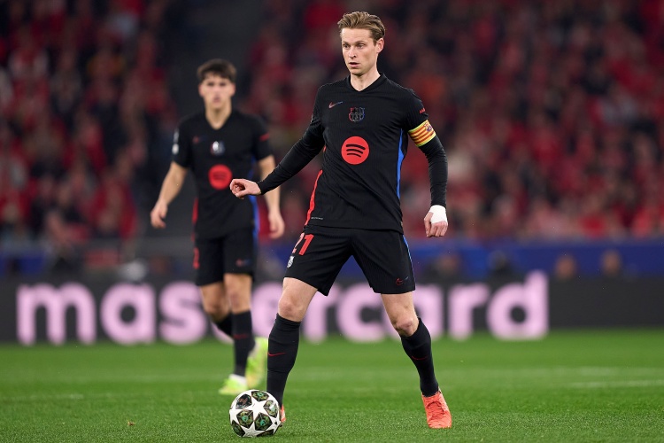 世體：德容更換經(jīng)紀(jì)人，新經(jīng)紀(jì)人希望盡快約見巴薩并商討球員續(xù)約