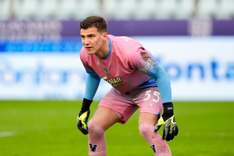 迪馬濟奧：科莫有意威尼斯門將菲利普-斯坦科維奇