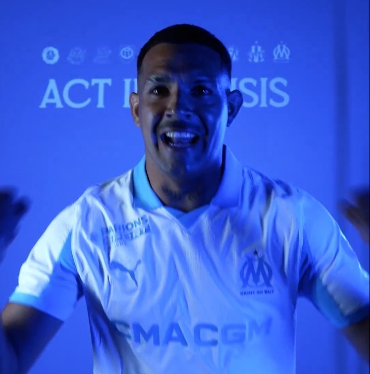 隊報：馬賽后衛(wèi)梅迪納腳踝受傷，將缺席至9月上旬