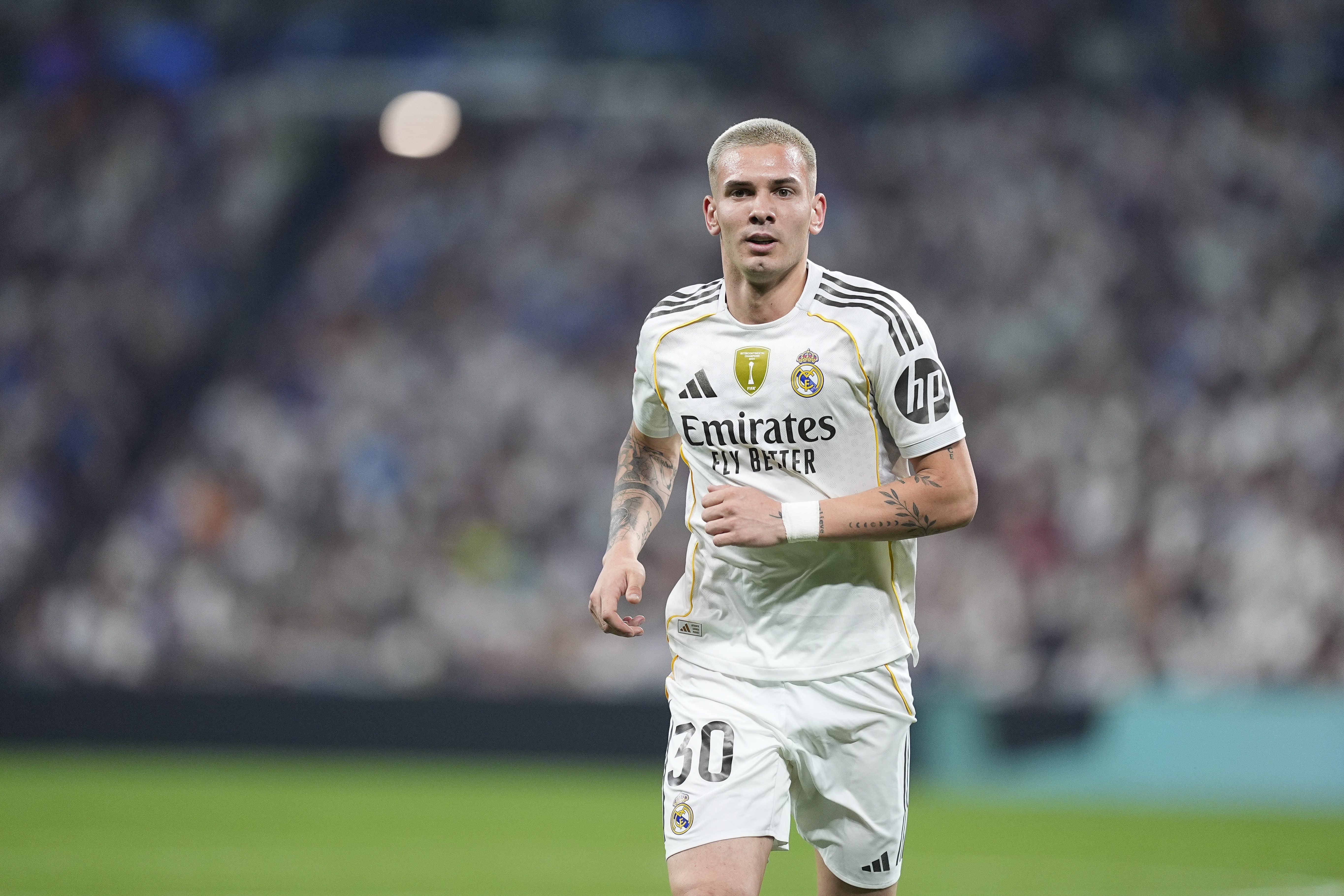 阿斯：西班牙教練學校主席呼吁嚴懲皇馬，因其違規(guī)注冊馬斯坦托諾