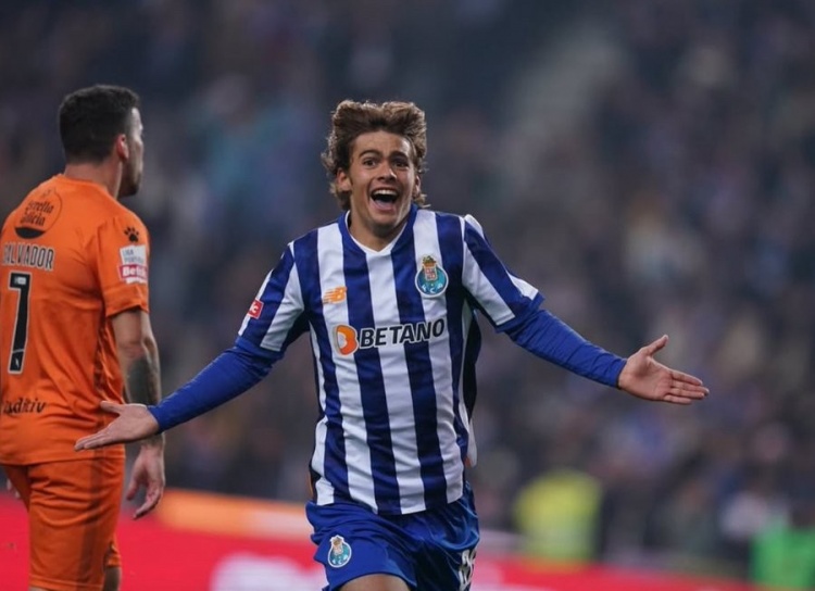 記者：吉達(dá)聯(lián)合商談引進(jìn)莫拉，欣賞B費(fèi)但外援已滿&需先出售球員