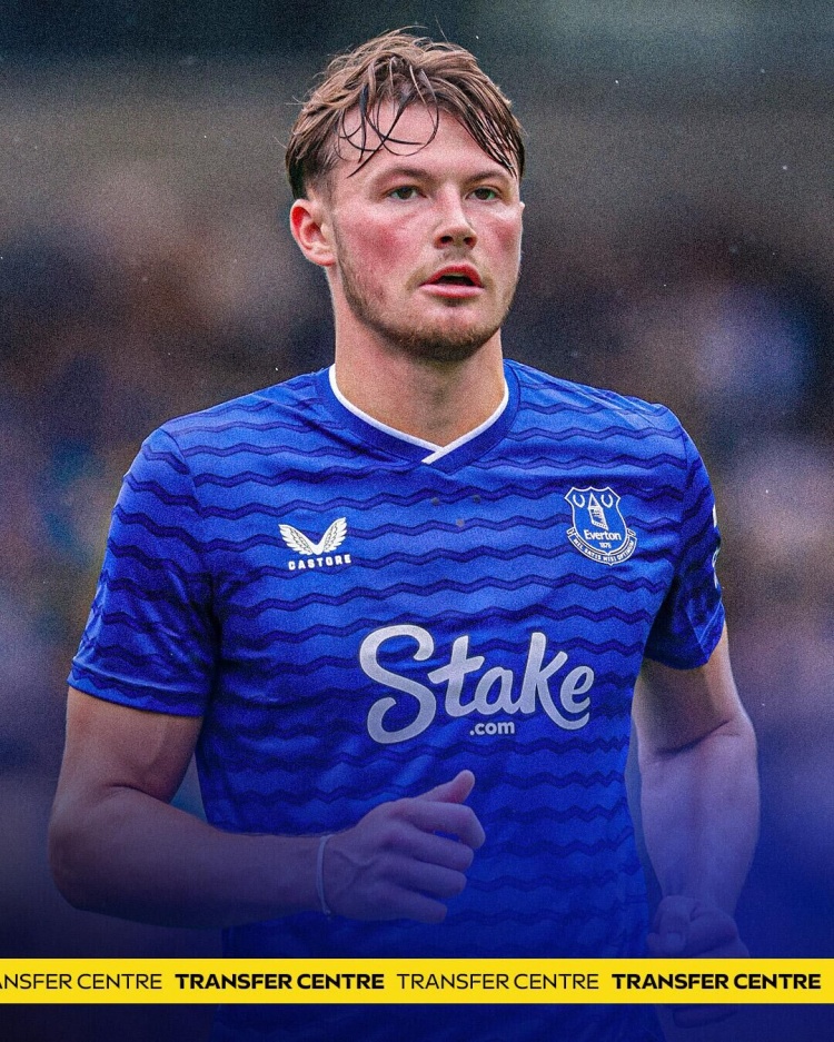 天空體育：塞維利亞在談租借埃弗頓后衛(wèi)帕特森