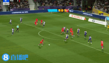 帥！內維斯7分鐘內兩次倒勾破門，連停帶射一氣呵成