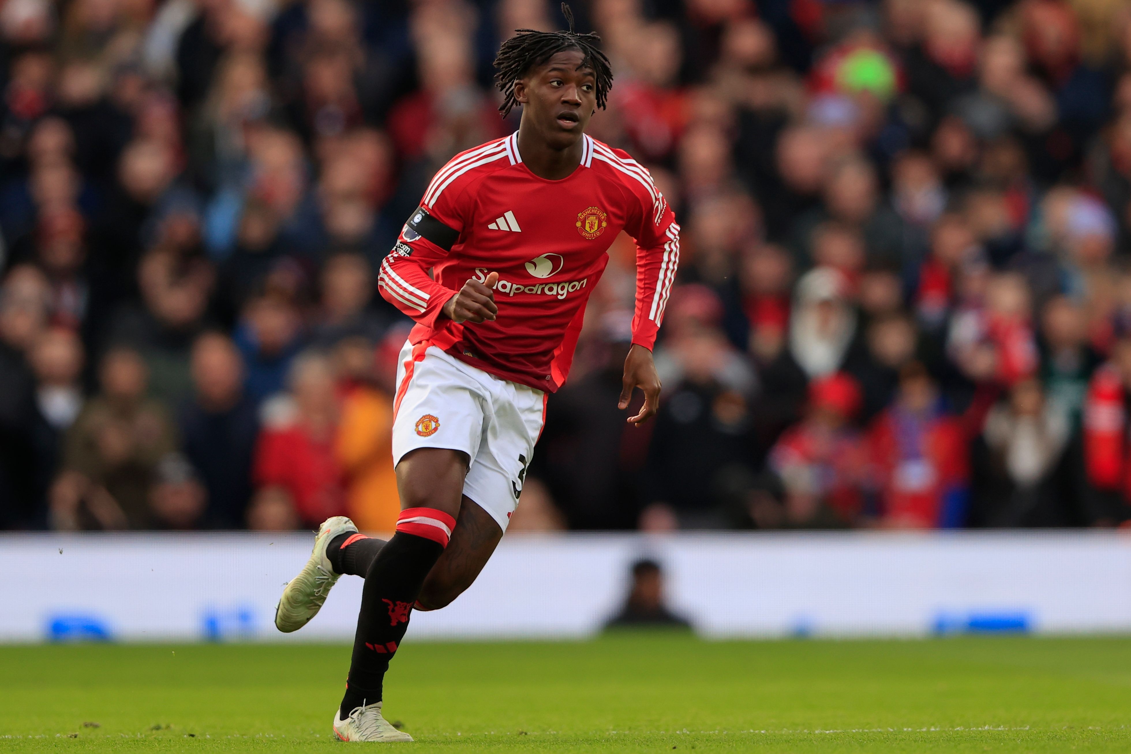 羅馬諾：梅努堅持想要離隊，但曼聯(lián)一直拒絕將其外租