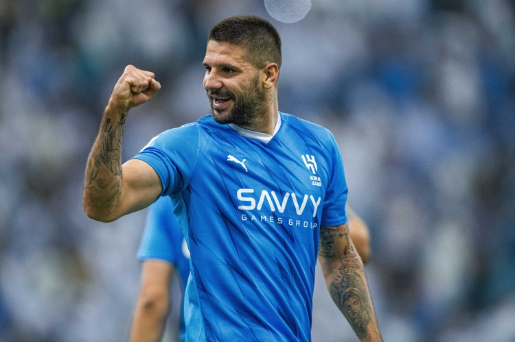 斯基拉：賴揚深入商談引進米特洛維奇，為球員準備3年合同