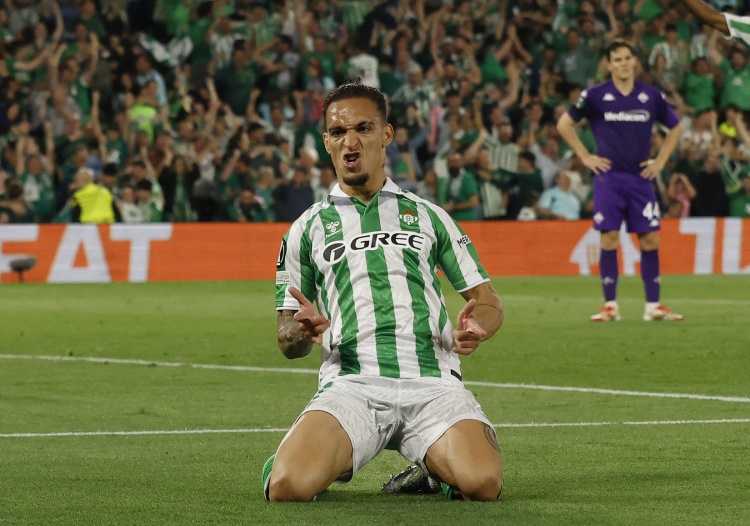 安東尼：我唯一的選擇就是貝蒂斯，但我也非常感謝曼聯(lián)