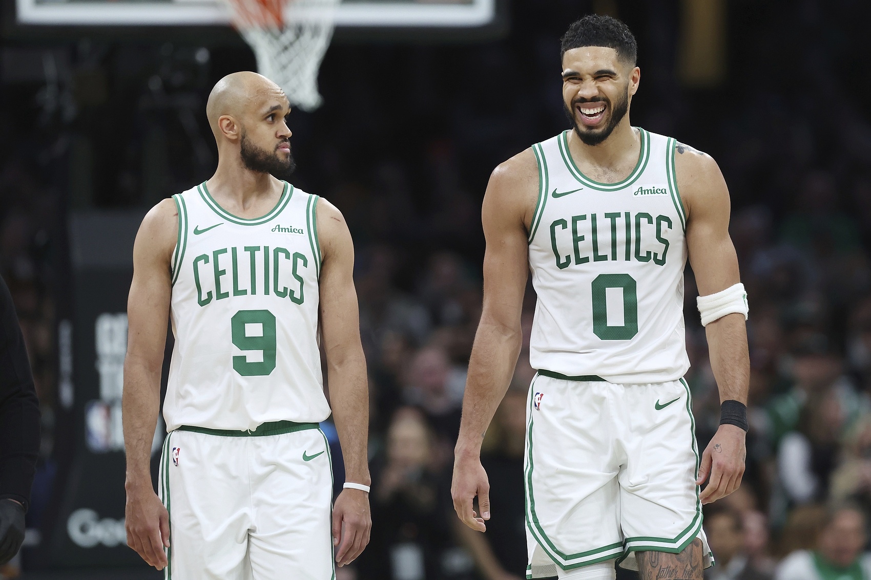 懷特：球隊的核心陣容沒咋變化 我們要讓新來的球員盡快融入體系