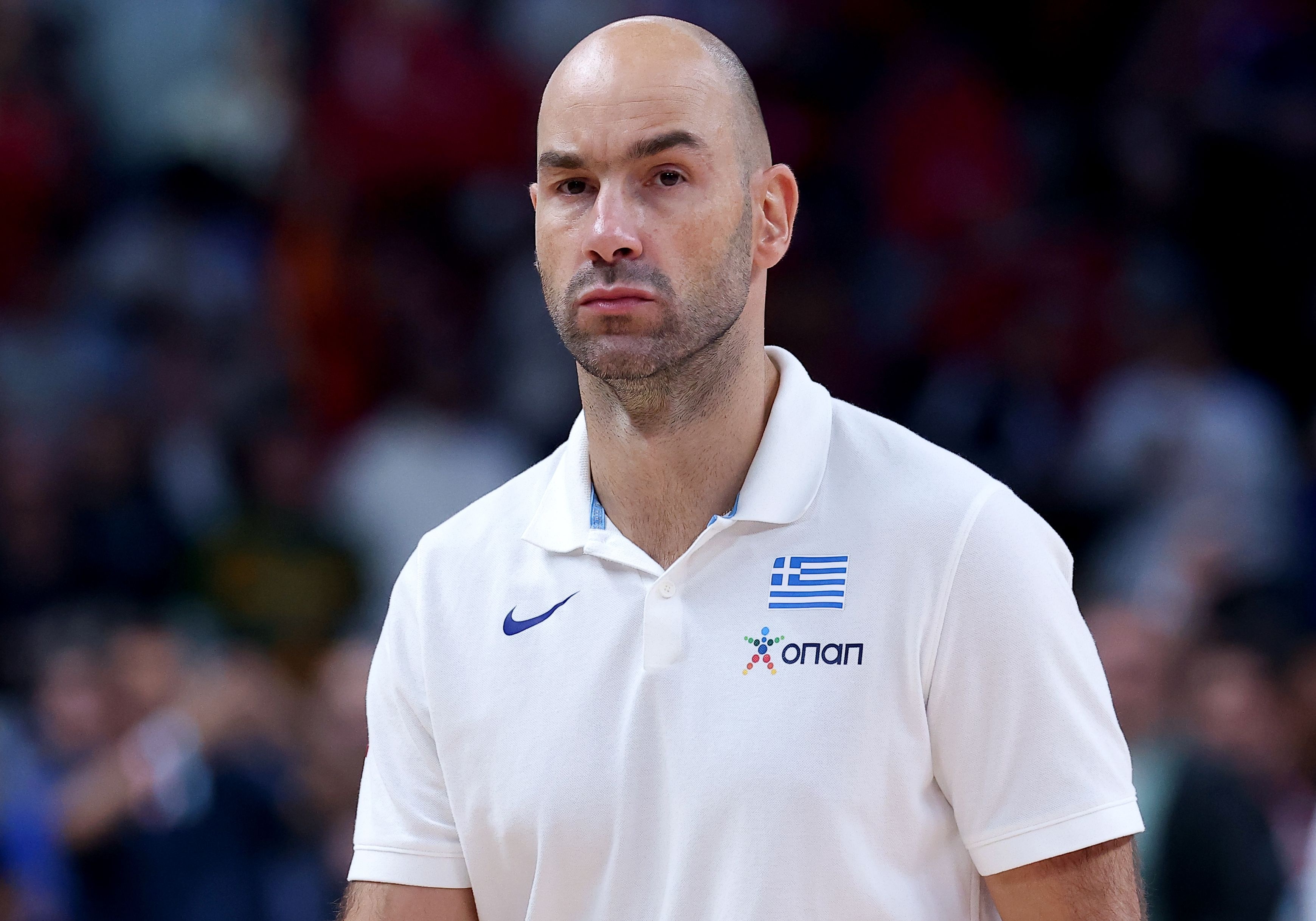 不是好的傳球手？希臘主帥：申京還年輕 還輪不到他評(píng)價(jià)字母哥