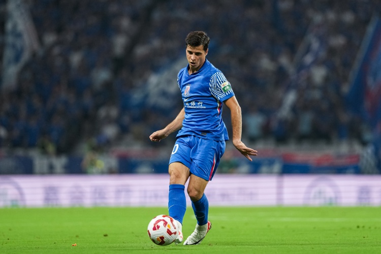 記者：申花這整體打得一般，特謝拉個人能力還是鶴立雞群的