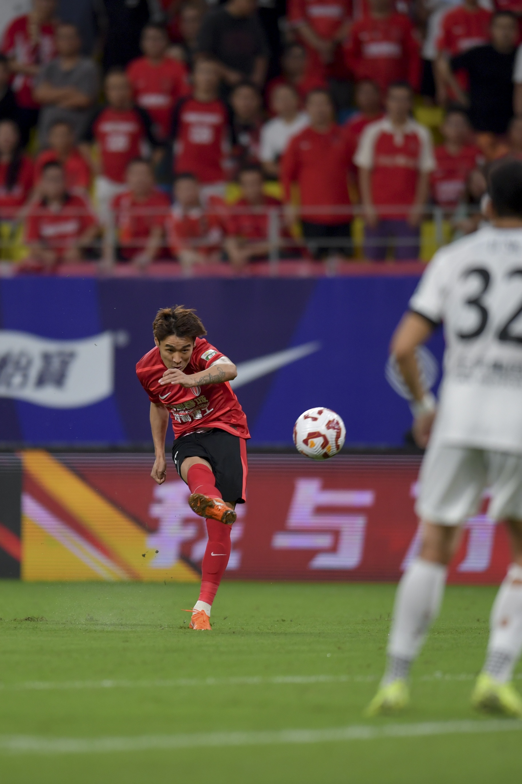 上輪聯(lián)賽傷退！蓉城微調(diào)替補(bǔ)名單，徐虹代替韋世豪進(jìn)入替補(bǔ)名單