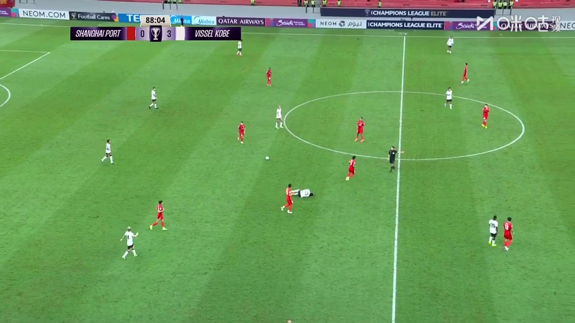 太狠了！比賽尾聲階段，張琳芃40秒內(nèi)連續(xù)踢翻對手+背后剪刀腳