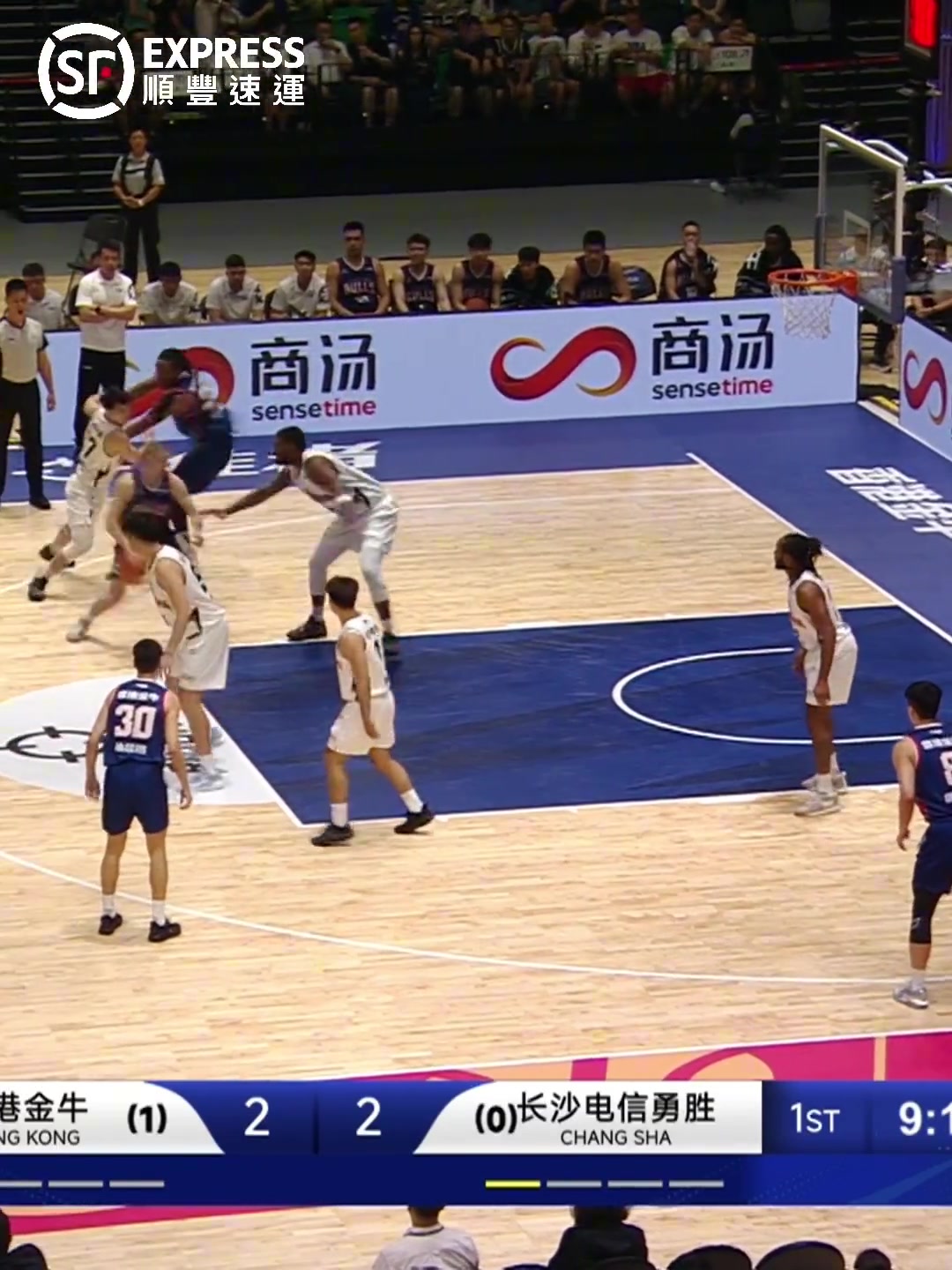 勢不可擋！香港金牛厄特爾全場砍下36分2板6助4斷 命中6記三分！