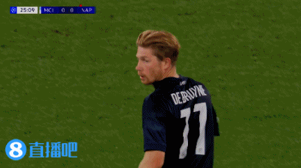 短暫的回家！那不勒斯因紅牌戰(zhàn)術(shù)調(diào)整，德布勞內(nèi)第26分鐘被換下場