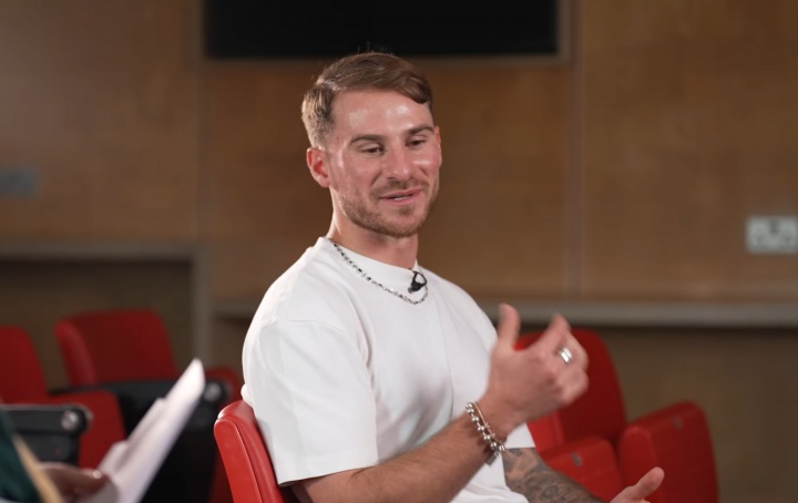 梅羅之爭？麥卡：我不覺得有啥爭論可言，C羅是世界第二梅西最棒