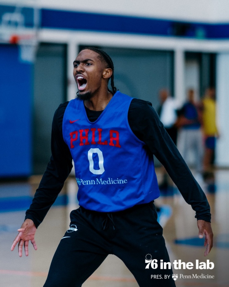 繼續(xù)磨練！76人官方曬球隊訓練照：保羅-喬治&馬克西在列