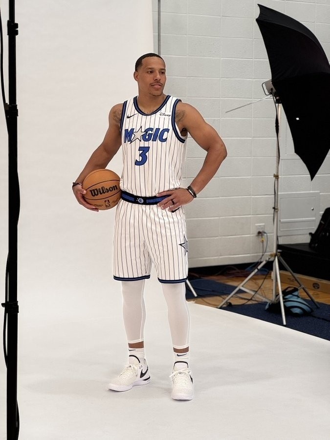 魔術新賽季氛圍火爆！貝恩在奧蘭多高速拋錨 反獲球迷熱情歡呼