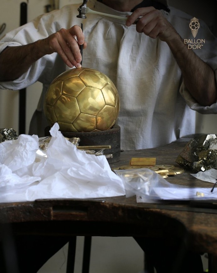 還剩兩天花落誰家??金球獎(jiǎng)官方曬海報(bào)預(yù)熱頒獎(jiǎng)儀式