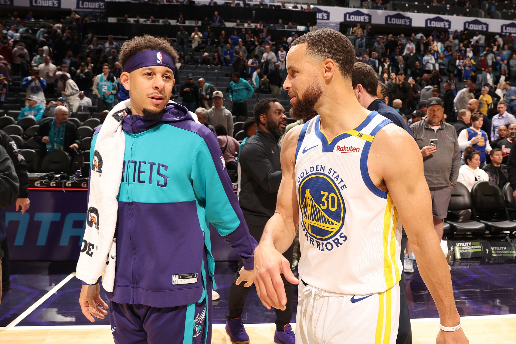 區(qū)區(qū)斯蒂芬??小庫(kù)里三分命中率是NBA歷史第7！他哥僅排第13