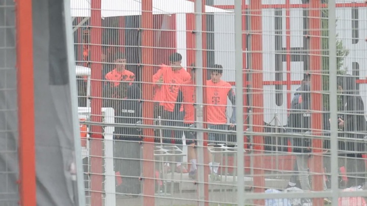 高潛新人！圖片報(bào)：金玟哉受傷，拜仁15歲小將帕維奇隨一線隊(duì)訓(xùn)練