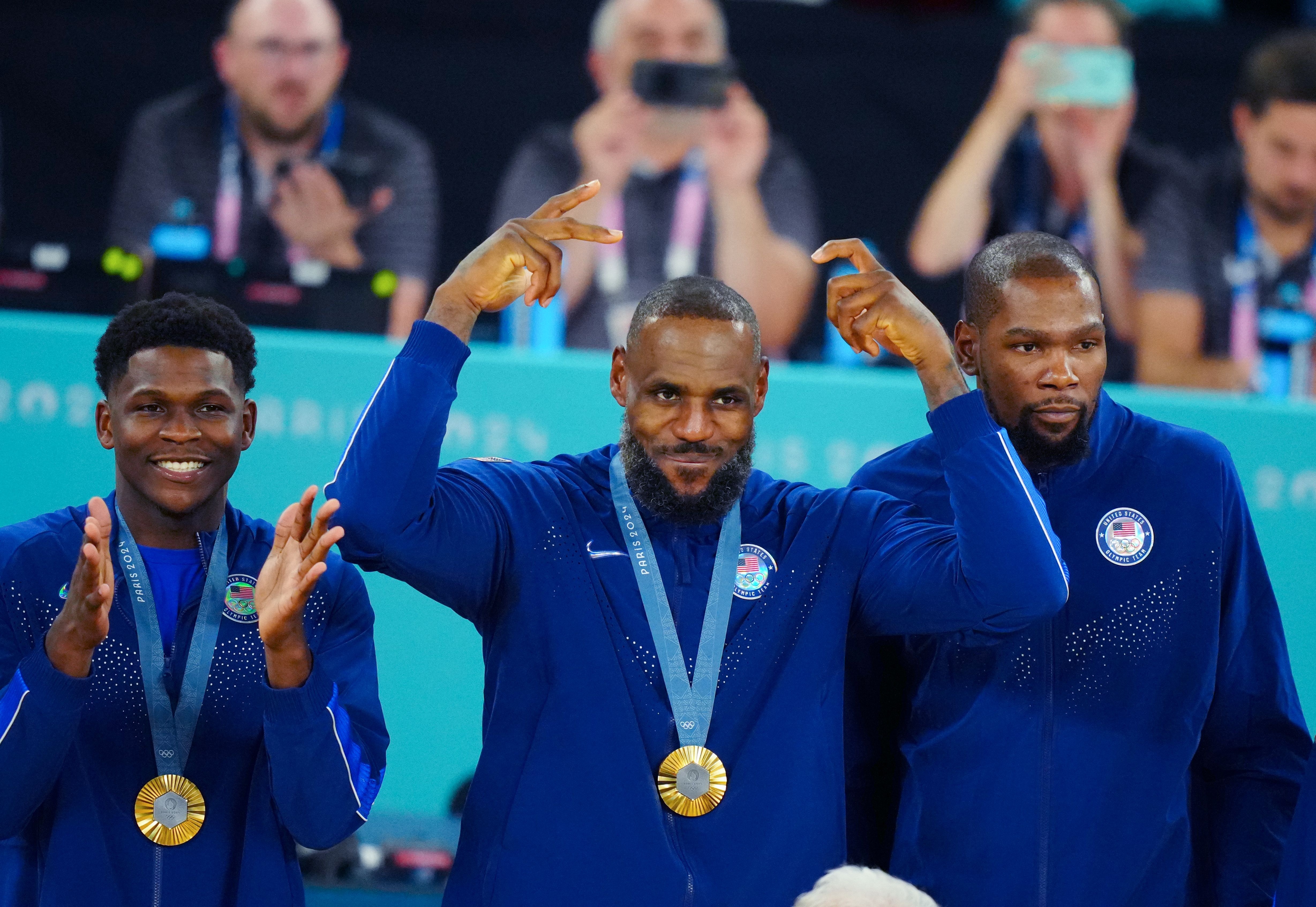 算上也是？費爾頓：不算詹庫杜的話 愛德華茲是聯(lián)盟前5球員