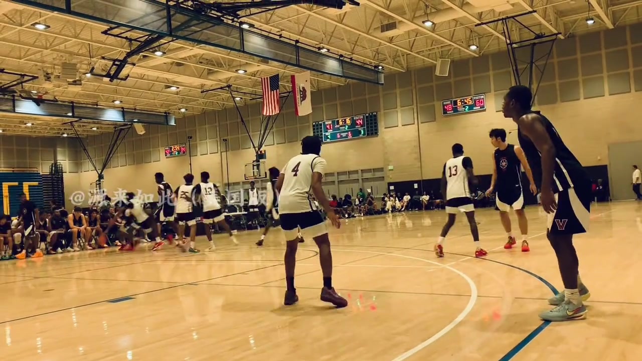 有事真上！張博源征戰(zhàn)美高賽事爆發(fā)沖突 隊友直接沖上來將其護(hù)住